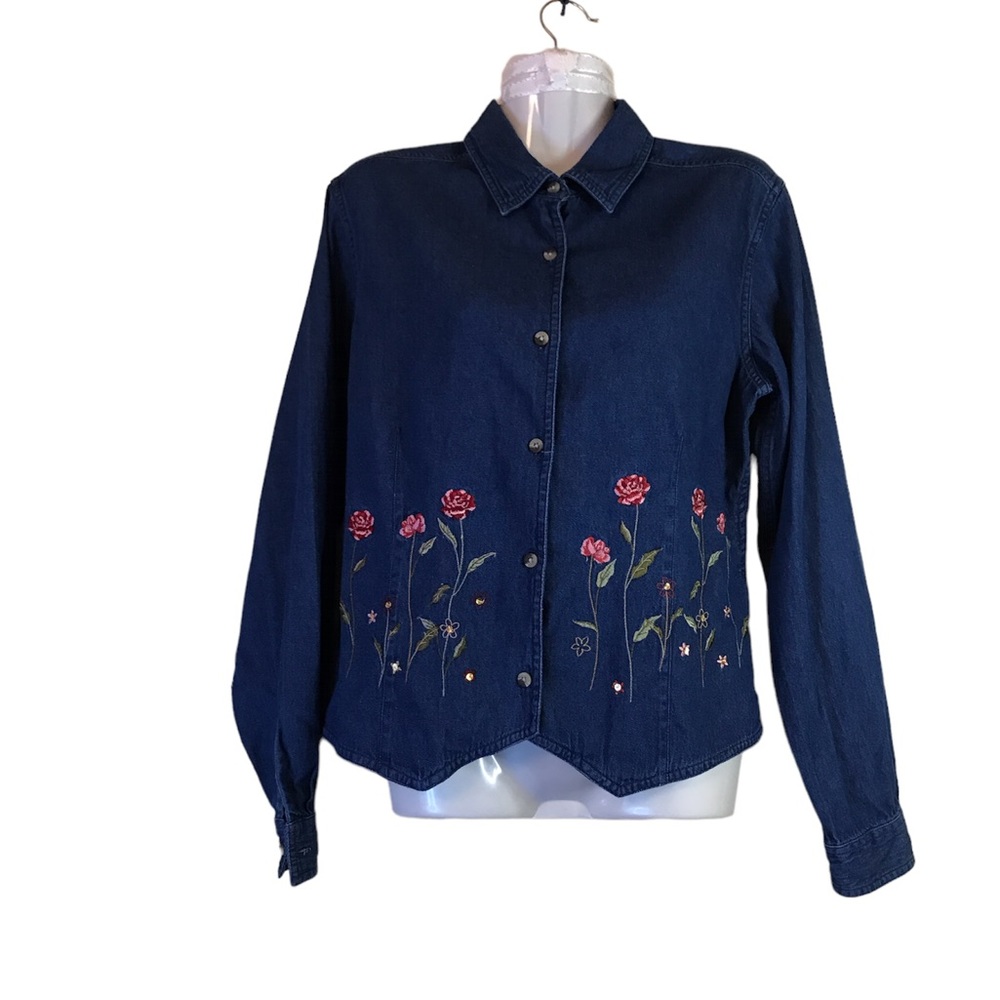 Women’s cabin creek button down shirt